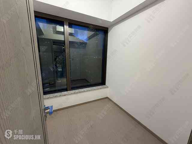 Wong Chuk Hang - The Southside Phase 3B Blue Coast 09