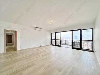 Mid Levels Central - Clovelly Court 02