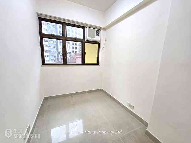 Wan Chai - Man Hee Mansion 05
