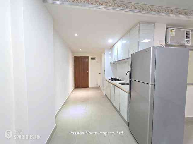 Wan Chai - Man Hee Mansion 02