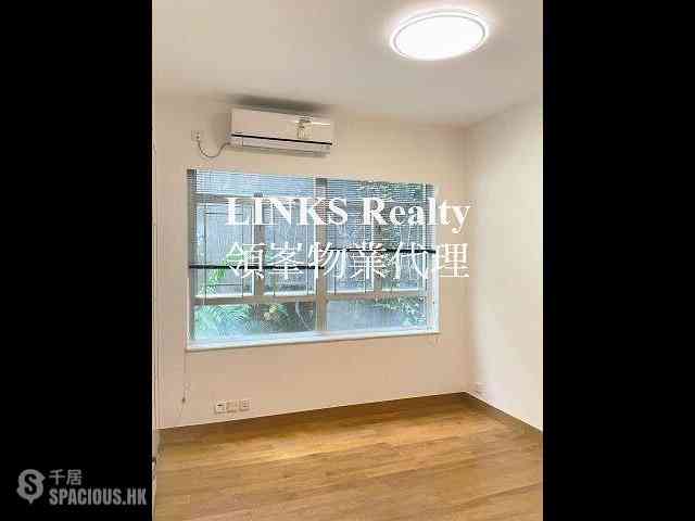 Mid Levels Central - Brewin Court 06