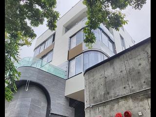 Mid Levels Central - 16 Bowen Road 13
