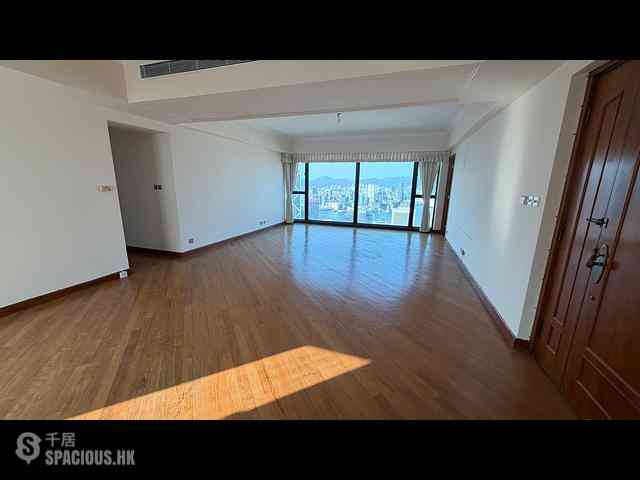 Mid Levels Central - The Harbourview 01
