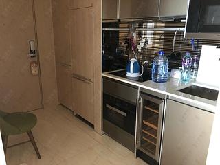 Sai Ying Pun - King's Hill 09