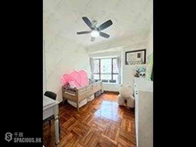 Mid Levels Central - The Grand Panorama Block 2 05