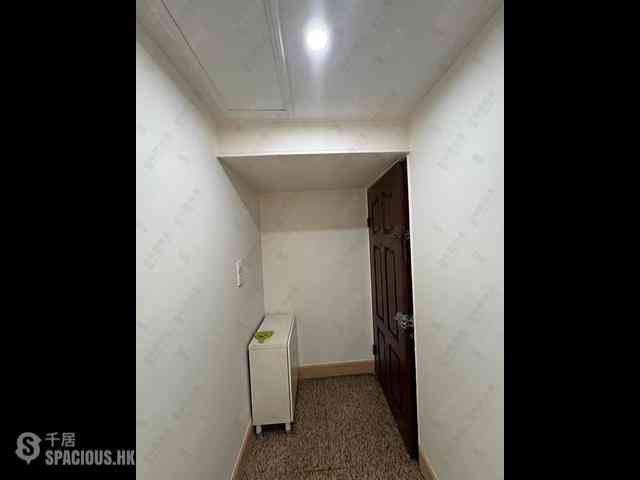 Wan Chai - Man Hee Mansion 07