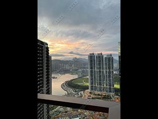 Lohas Park - Lohas Park Phase 6 Lp6 Block 3 02