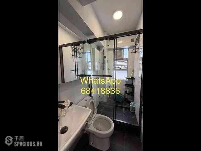 Sai Ying Pun - Fung Yat Building 04