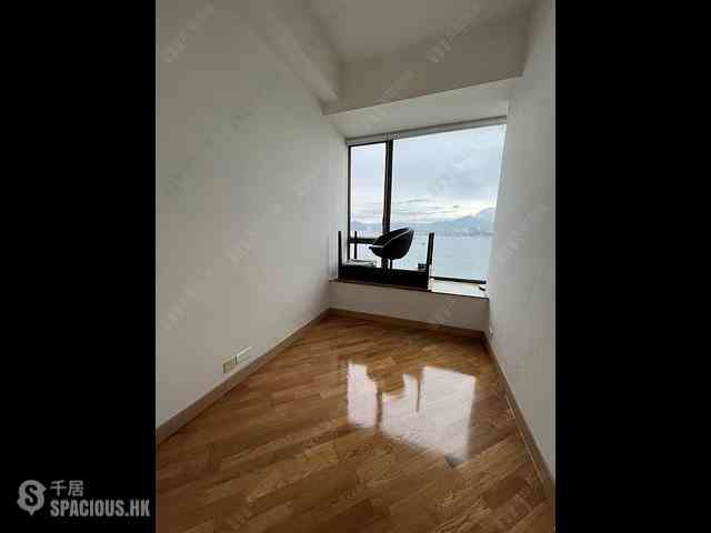 Shek Tong Tsui - Harbour One 04