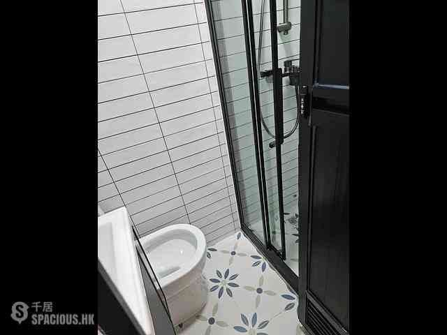 Causeway Bay - Hoi Deen Court 06