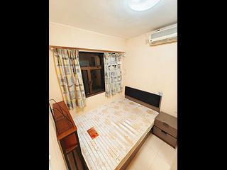 Sai Ying Pun - Tung Cheung Building 05