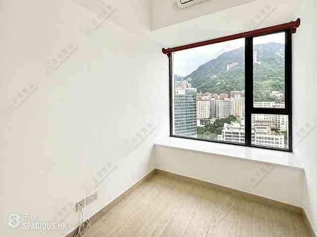 Wan Chai - The Oakhill 08
