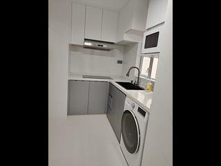 Wan Chai - Phoenix Court Block 1 03