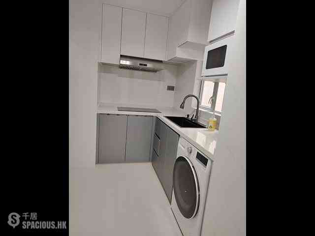 Wan Chai - Phoenix Court Block 1 03