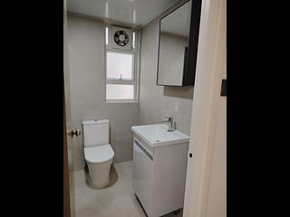 Wan Chai - Phoenix Court Block 1 04