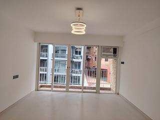 Wan Chai - Phoenix Court Block 1 06