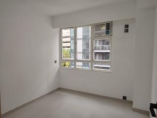 Wan Chai - Phoenix Court Block 1 08