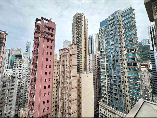 Wan Chai - The Avenue 08