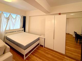 Soho - 6-8, Staunton Street 04