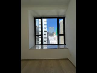 Wan Chai - L' Wanchai 11