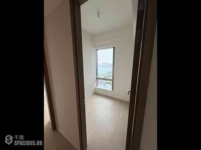 Quarry Bay - Finnie 05