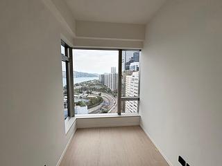 Quarry Bay - Finnie 06