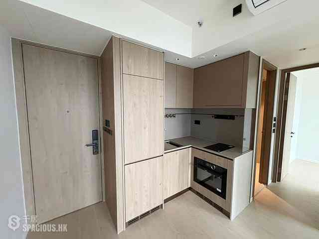 Quarry Bay - Finnie 08
