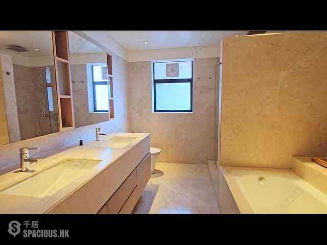 Yau Ma Tei - King's Park Villa 03