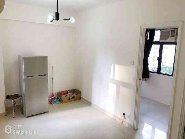 Wan Chai - Sam Yuen Mansion 02