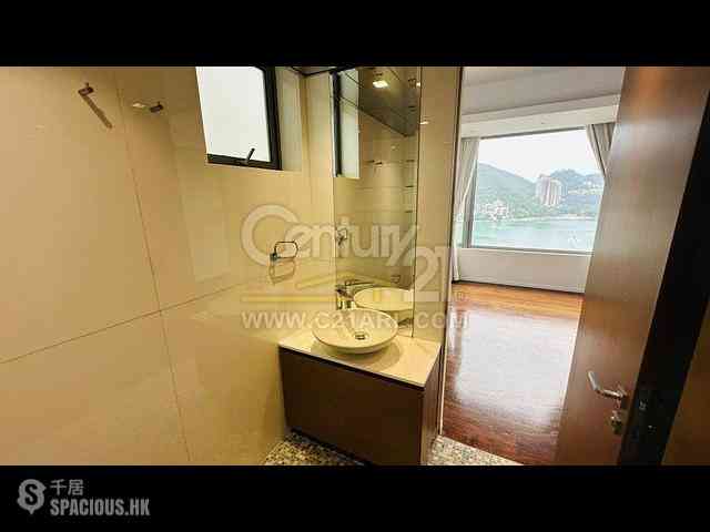 Repulse Bay - The Beachfront 23