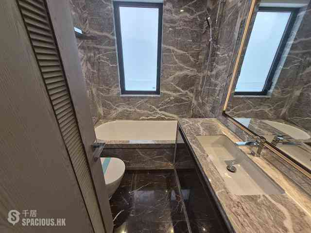 Wong Chuk Hang - The Southside Phase 3C Blue Coast II Tower 5 04