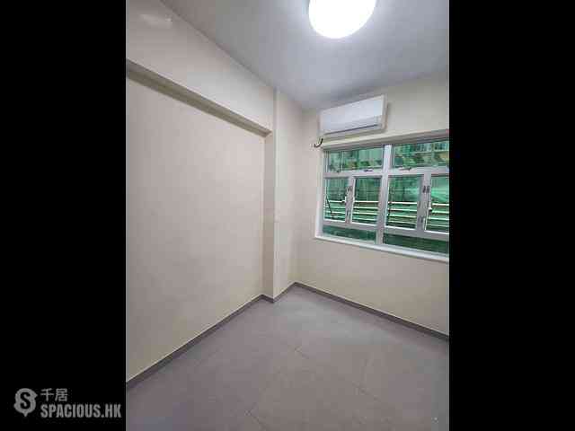 Wan Chai - Lok Yau Building 03