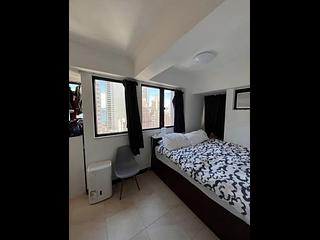 Sai Ying Pun - Fung King Court 02