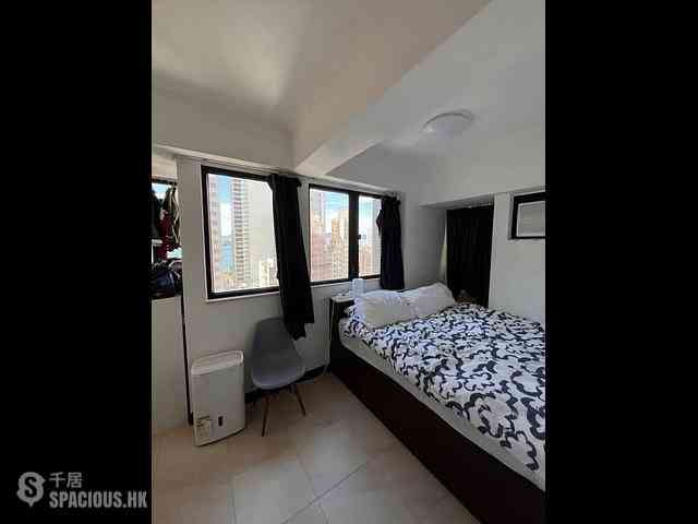 Sai Ying Pun - Fung King Court 02