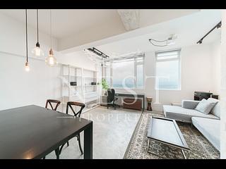 Kennedy Town - New Fortune House 11