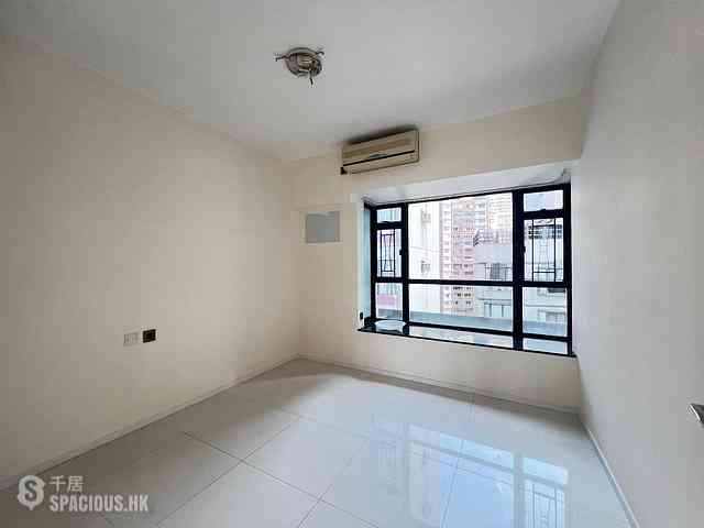 Mid Levels Central - The Grand Panorama Block 4 02