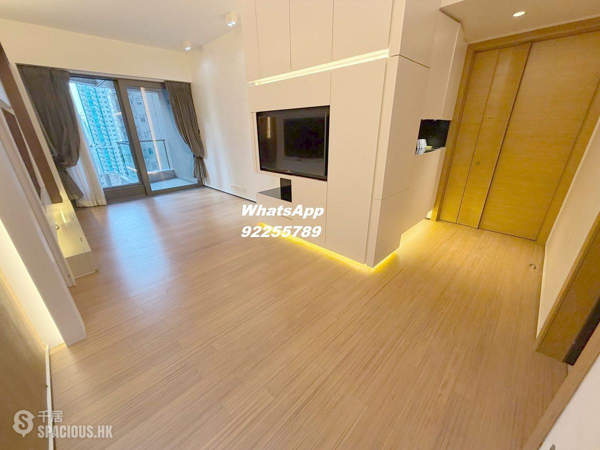 Mid Levels Central - Arezzo 01