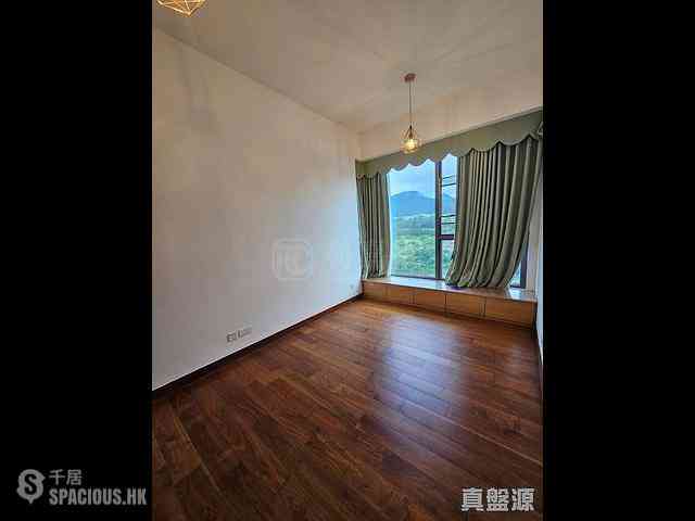 Tseung Kwan O - The Papillons Block 1 05