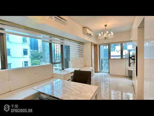 Causeway Bay - Diva 02