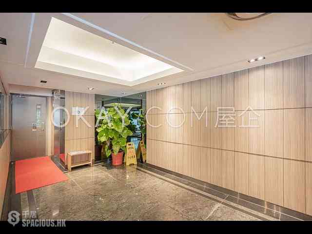 Tai Hang - Sunrise Court 20