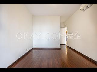 Mid Levels Central - Elegant Terrace 06
