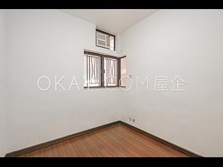 Mid Levels Central - Elegant Terrace 09