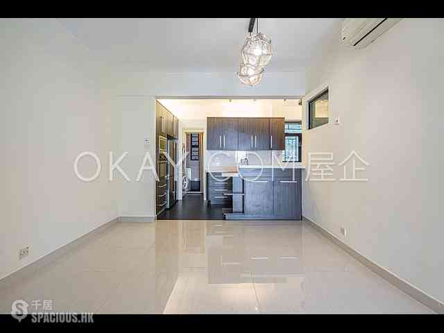 Mid Levels Central - Elegant Terrace 11