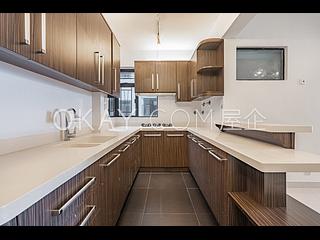 Mid Levels Central - Elegant Terrace 12