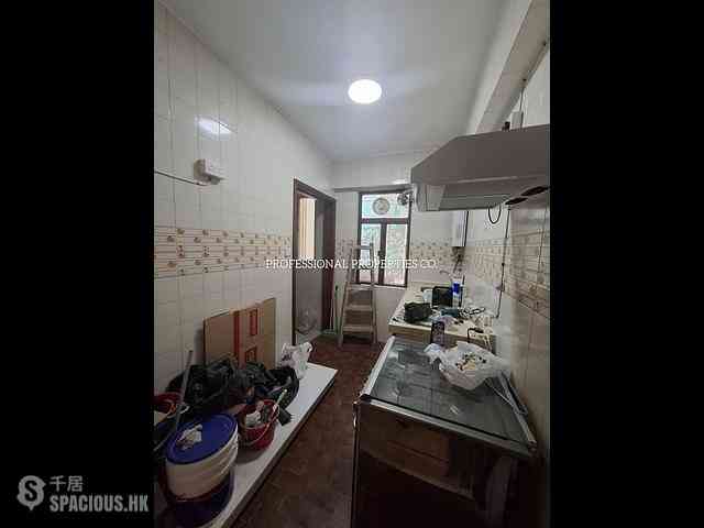 Stubbs Road - Beverly Court 04