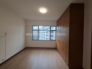 Stubbs Road - Beverly Court 06