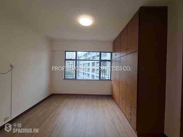 Stubbs Road - Beverly Court 06