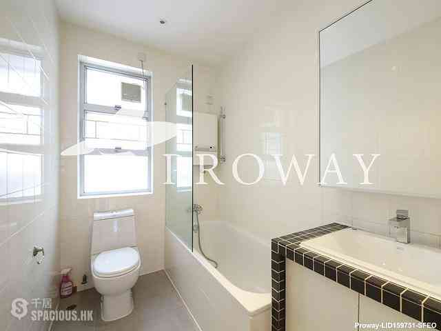 Mid Levels Central - Hong Lok Mansion 09