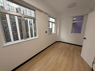 Wan Chai - Yen Men Building 04