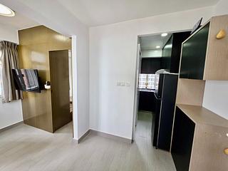 Kennedy Town - Cheong Kat Mansion 02